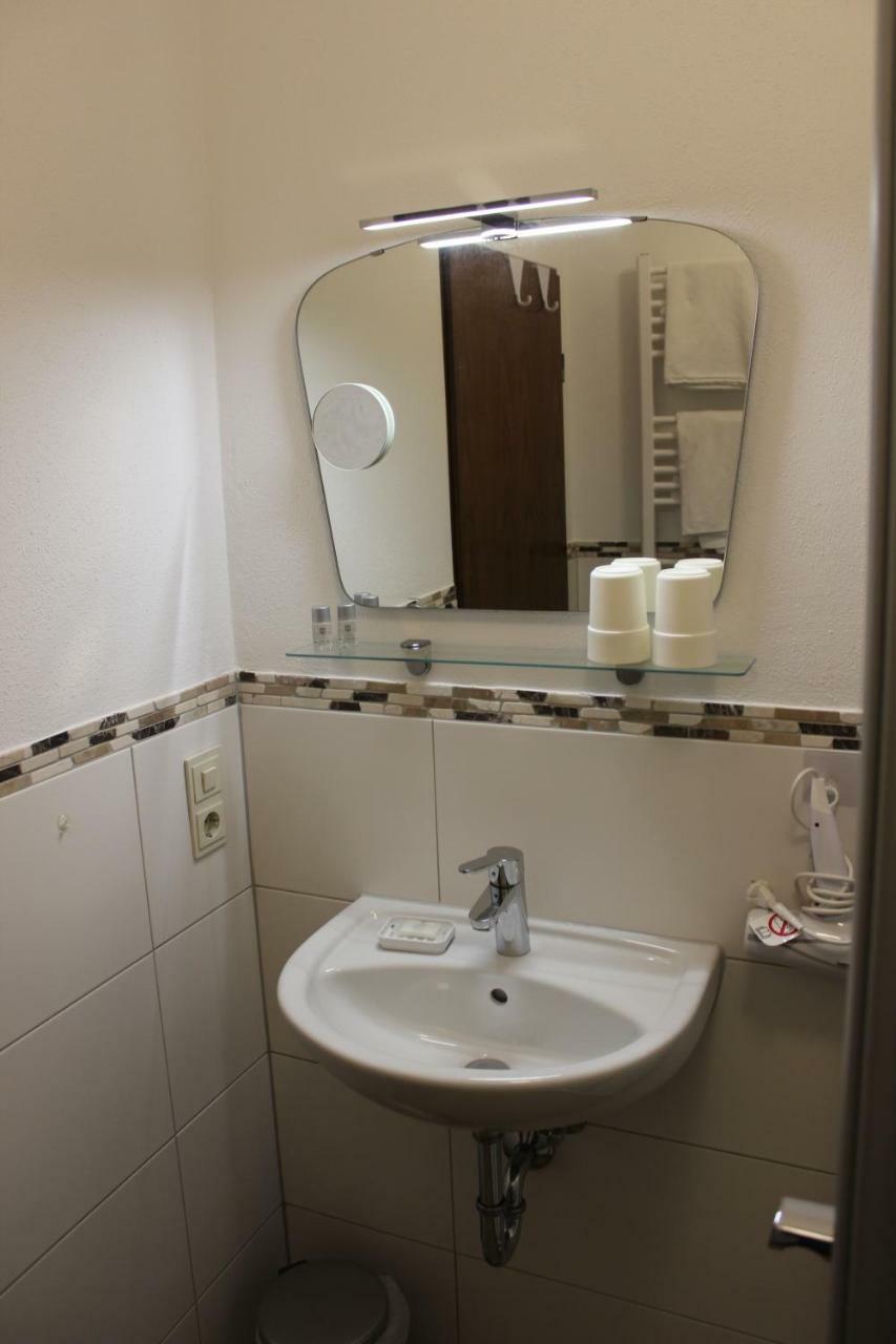 Auszeit Am Eifelsteig Hotel Daun Luaran gambar